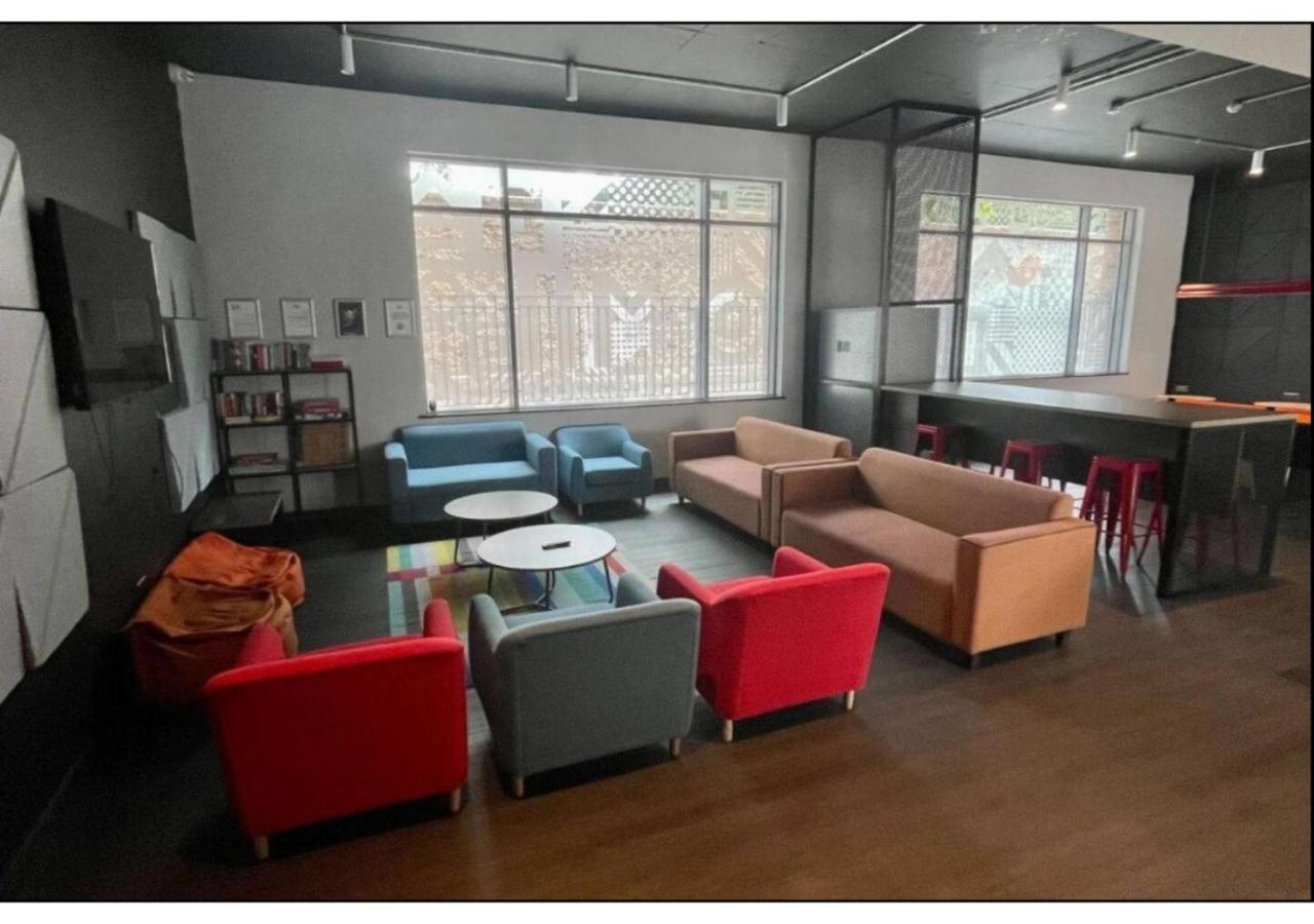 Joivy Affordable Dublin Thomas Street - Adults Only Lejlighed Eksteriør billede